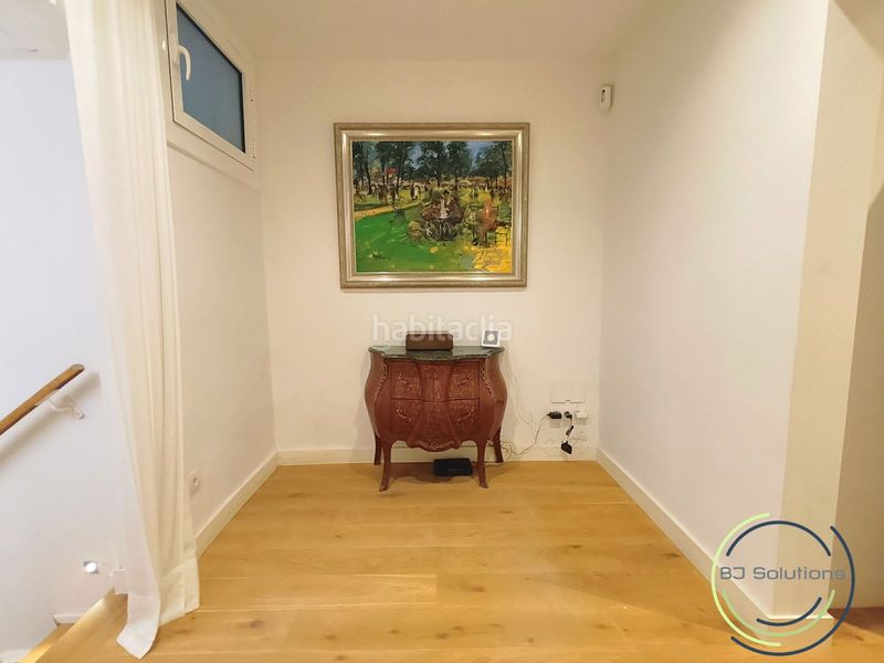 Foto 7d64d156-8589-475e-a316-13ac611fcf76. Lloguer dúplex amb calefacció aparcament a Sarrià Barcelona