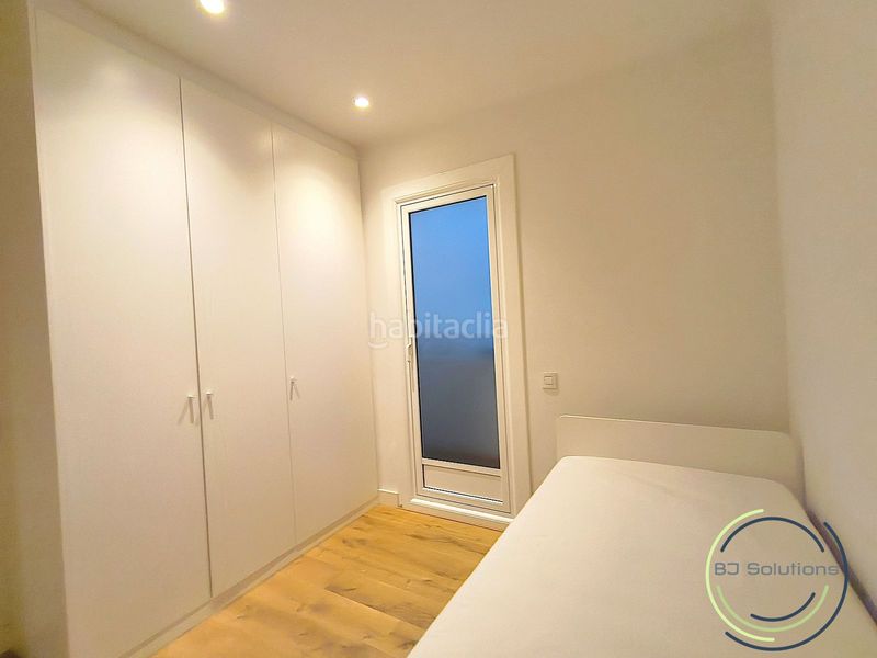 Foto b5d83e83-a318-4546-9c4e-f7447ea6aeee. Lloguer dúplex amb calefacció aparcament a Sarrià Barcelona