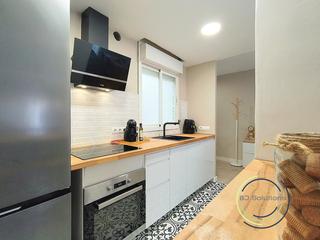 Appartement  S jaume. Precioso piso en sant iscle de vallalta  reformado, con chimenea