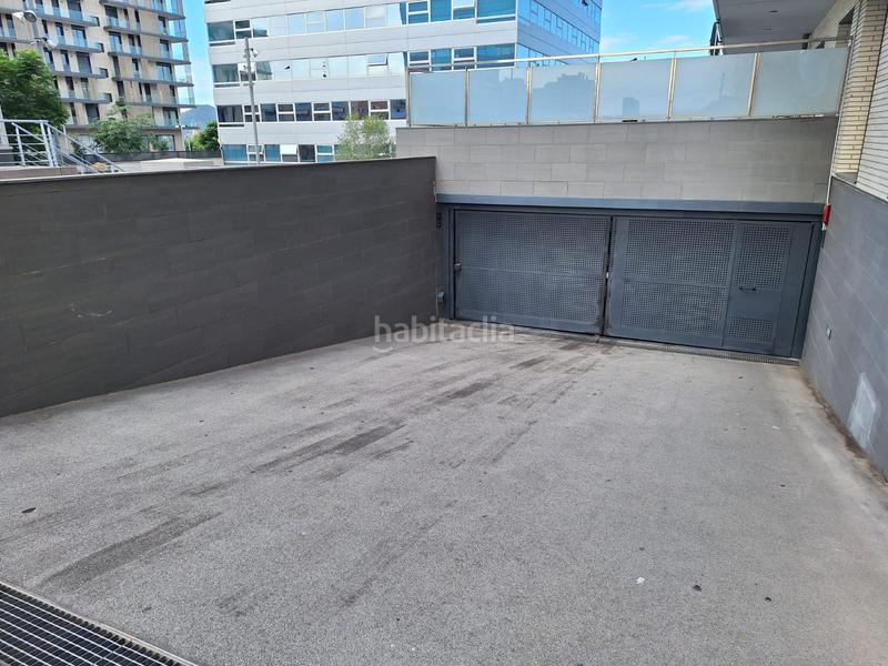 Foto 11068916-461a-471b-97c7-2745b8d684dc. Autoparkplatz in Les Planes Sant Joan Despí