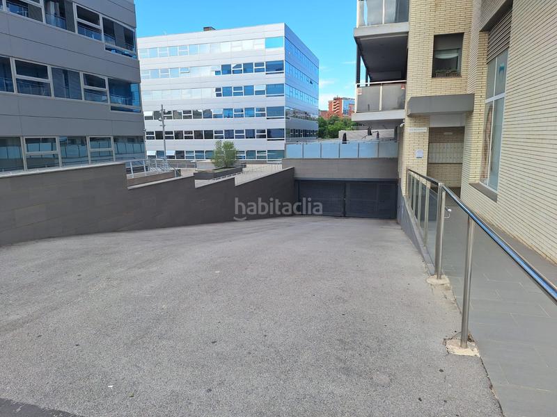 Foto aa7050cf-83b7-4c01-8e74-2a24677ba59f. Autoparkplatz in Les Planes Sant Joan Despí