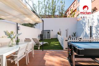 Flat in Centre. Exclusiva planta baja con piscina privada