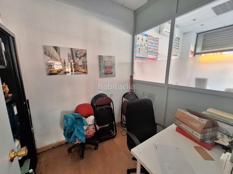 Foto be216669-de06-45eb-8ff8-430f54d47c18. Lloguer local comercial a Centre Sant Joan Despí