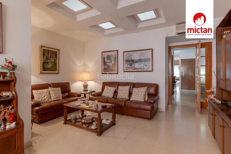 Foto e006112f-b906-4f81-b660-221bd8b77b0e. Rent flat with heating in Centre Cornellà de Llobregat