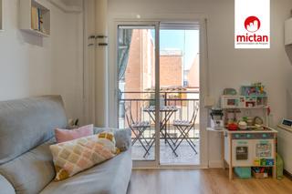 Appartamento  Carrer de baltasar d'espanya. Piso recién reformado de 60m2 en el corazón de sant joan despí