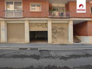 Lloguer Local Comercial  Carrer roquetes. Local comercial