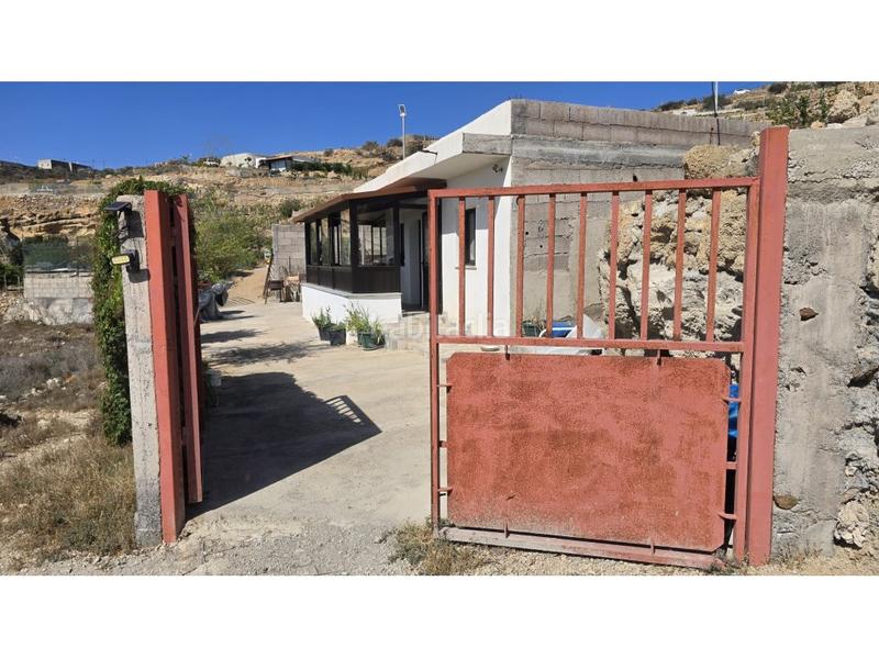 Foto 3879abb2-a304-49ff-8b99-8902aab1e3ea. Country house with parking in Fasnia