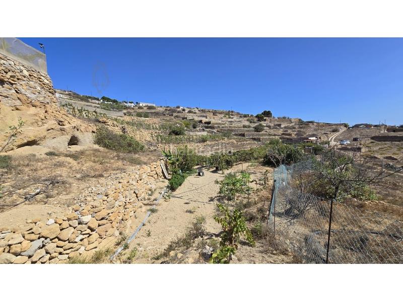 Foto 6bc61aac-5f87-41cd-b486-4a599b8c9922. Country house with parking in Fasnia