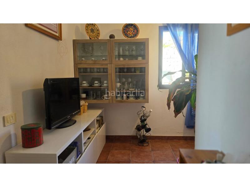 Foto 79a337f7-6d2a-4c9f-9a36-6123f10f2256. Country house with parking in Fasnia