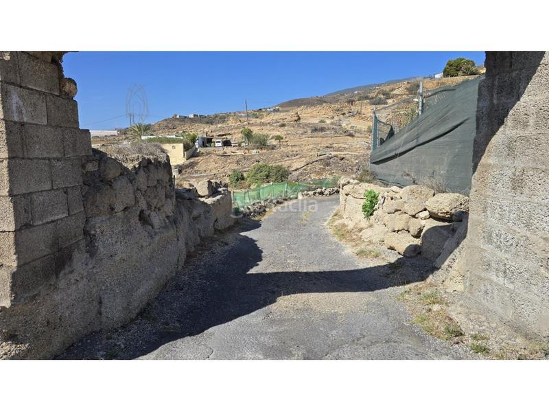 Foto ae37db73-4e2b-40f8-be4a-44ffc9b340d3. Country house with parking in Fasnia