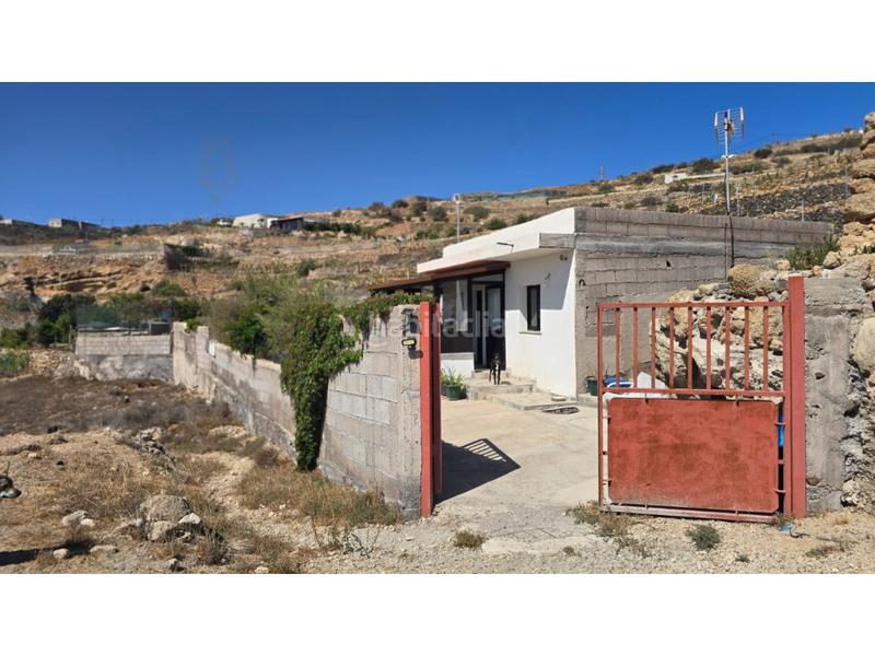 Foto cd200286-3175-40f7-9733-79976dfe5058. Country house with parking in Fasnia