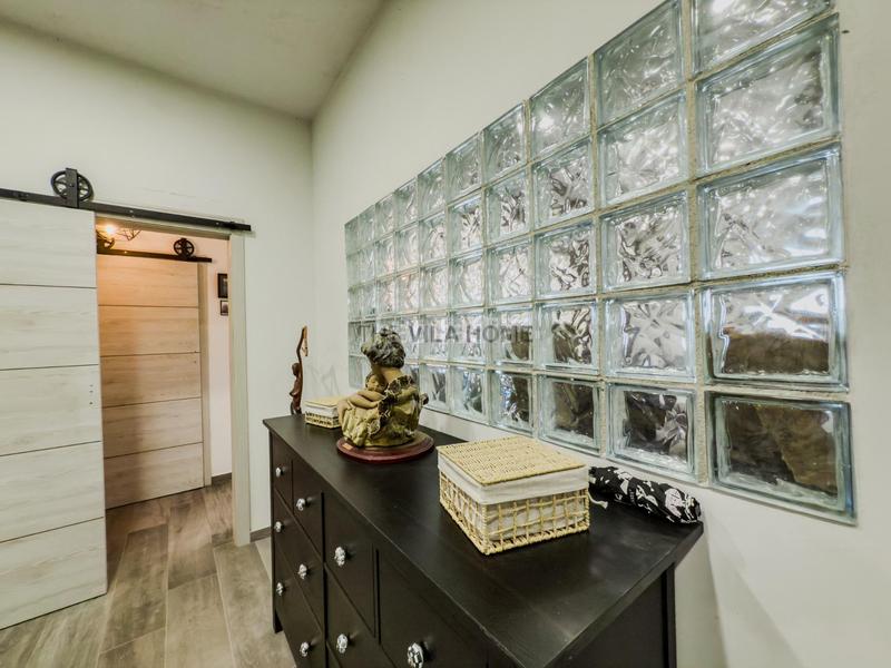 Foto 6ea31fda-d8cb-4ccc-9191-58b4fb0fd6ba. Maison avec parking piscine dans Canyelles