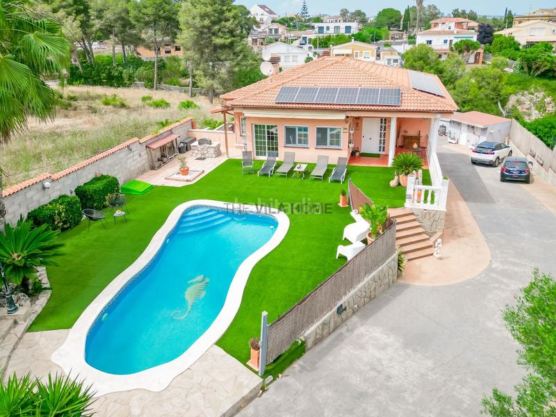 Foto 7be1da2e-f836-452d-83f0-f4819f1f6207. Maison avec parking piscine dans Canyelles