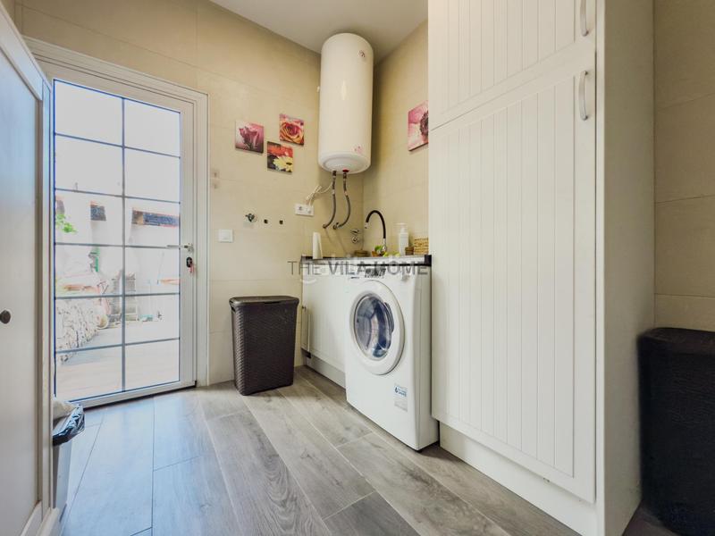 Foto ce603743-5abe-4355-b904-7d24e2d8a561. Maison avec parking piscine dans Canyelles