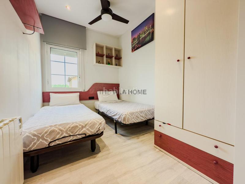 Foto cf32e15d-0e80-49ca-9601-e37f415b0ab0. Maison avec parking piscine dans Canyelles