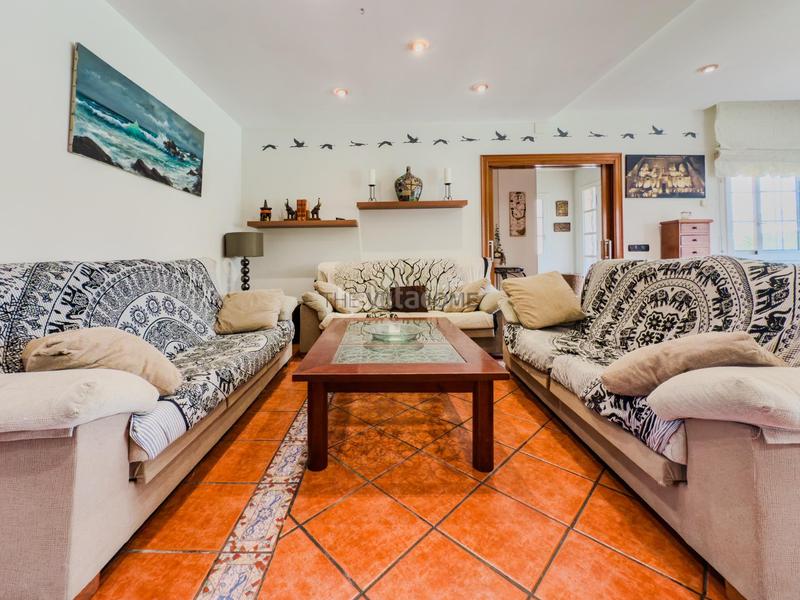 Foto e17eb9f9-8666-453a-9442-391bf5e185fb. Maison avec parking piscine dans Canyelles