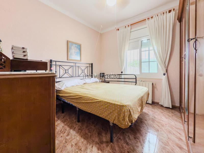 Foto b25e332b-7313-460e-9178-03357763ad24. Casa con parcheggio piscina in Santa Maria Vilanova i la Geltrú