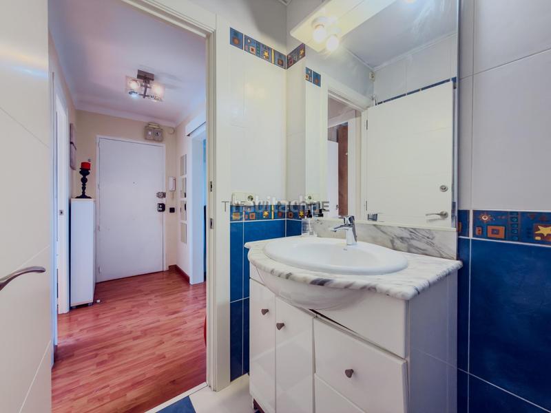 Foto f3ac2324-3d1d-43bd-8a93-c2f410cc35ff. Penthouse in Barri de Mar Vilanova i la Geltrú