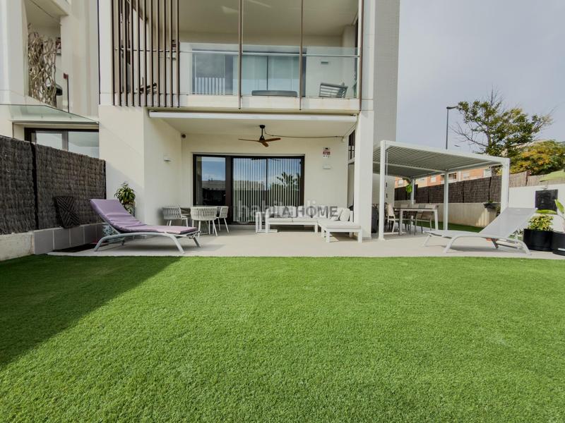 Foto 41228881-00ab-4b58-96bc-0484453b7f48. Piso planta baja con amplia terraza en La Collada-Sis Camins Vilanova i la Geltrú