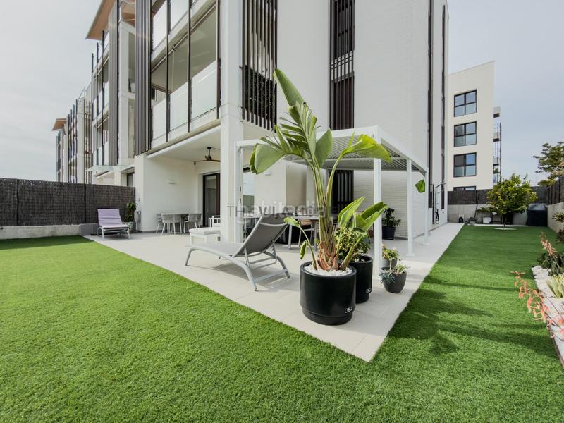 Foto 4a375e10-860d-44e0-ad89-961df9d8972b. Piso planta baja con amplia terraza en La Collada-Sis Camins Vilanova i la Geltrú