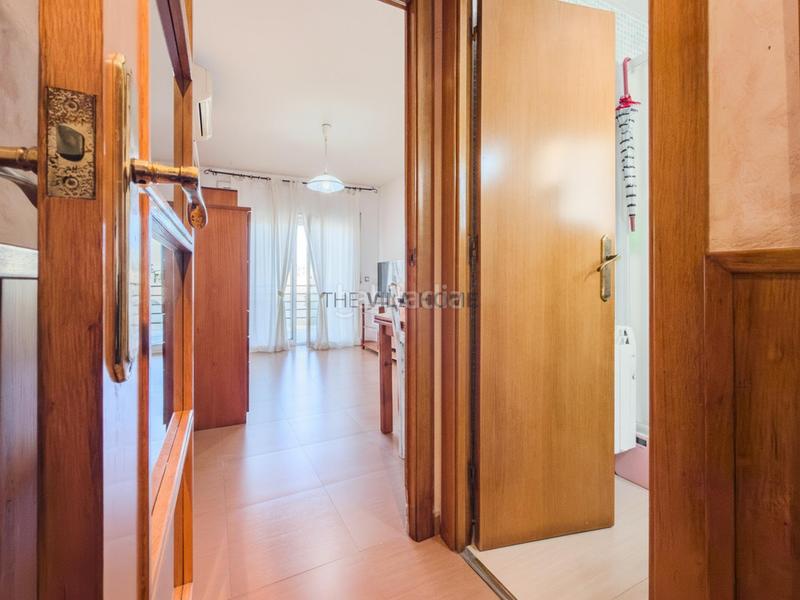 Foto cbe6f04c-7dcb-4ce1-a572-f9b3c391510f. Piso  de 1 habitación con amplio balcón, a 2 minutos de la estación y 5 de la playa en Cubelles