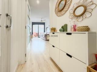 Pis a Sant Joan. Reformado, con terraza privada y espacio bien aprovechado