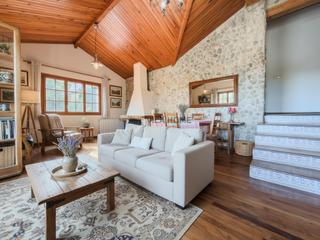 Xalet a Mas Trader-Corral d´En Tort-Corral d´En Cona. Chalet con carácter en mas trader i, cubelles