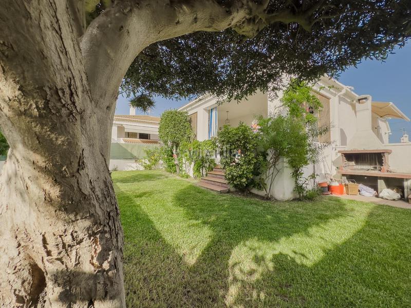 Foto 18f73375-d6df-451d-bdd2-63c0cfe524c2. Chalet casa de una planta en Cunit residencial Cunit