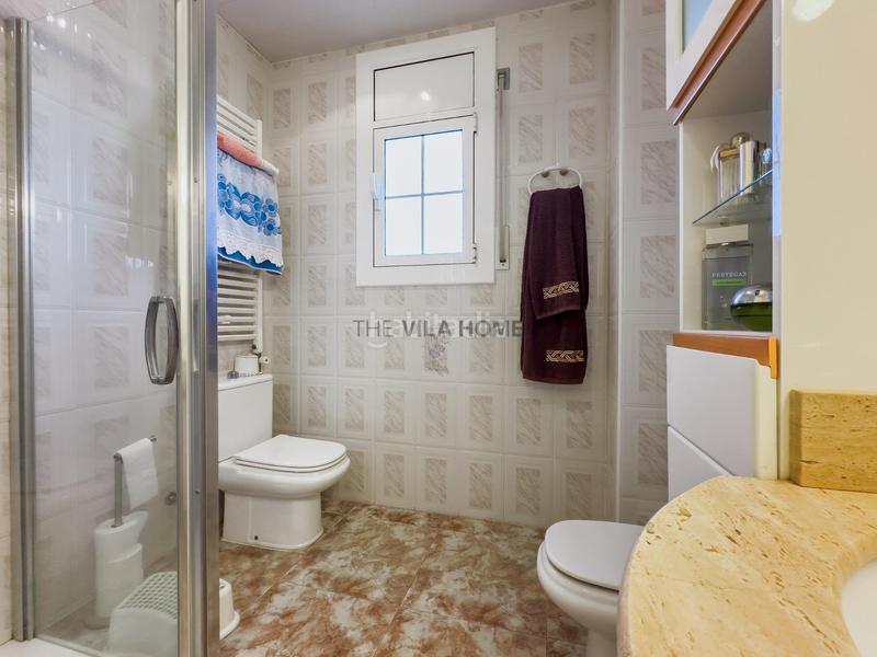 Foto 32c0556b-93a1-4fbe-a09f-44cd3b8c765a. Chalet casa de una planta en Cunit residencial Cunit