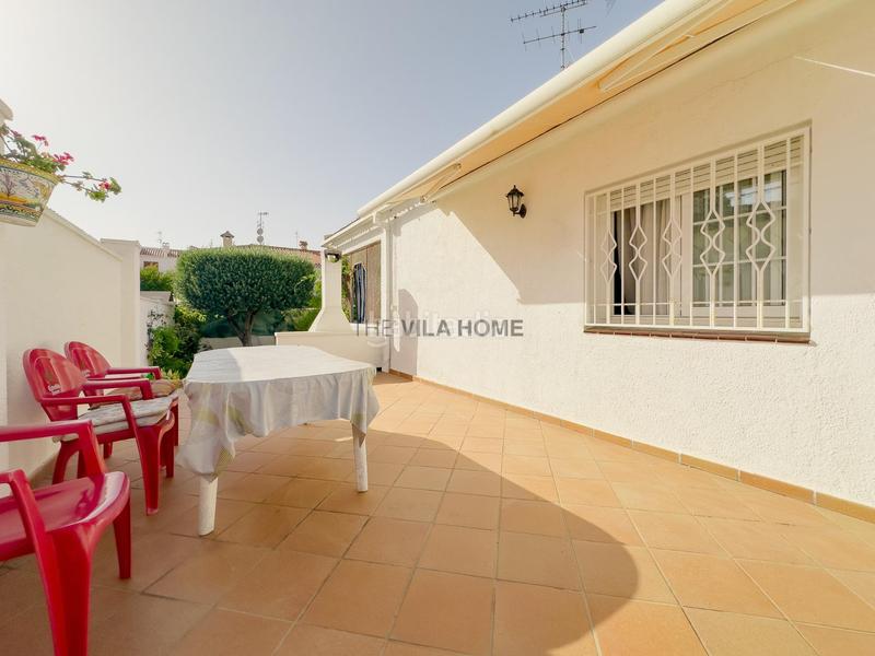 Foto 9713511c-3e9c-4d56-840c-47ea1fc394c9. Chalet casa de una planta en Cunit residencial Cunit