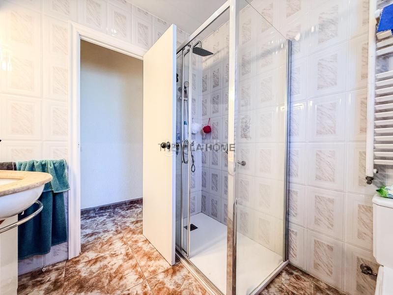 Foto ebe1b1e5-0770-456d-a534-da50256288cc. Chalet casa de una planta en Cunit residencial Cunit