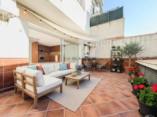 Rez-de-chaussée à Santa Maria-l´Eixample-Sud Sumella. Planta baja en cubelles con terraza privada de 20 m2