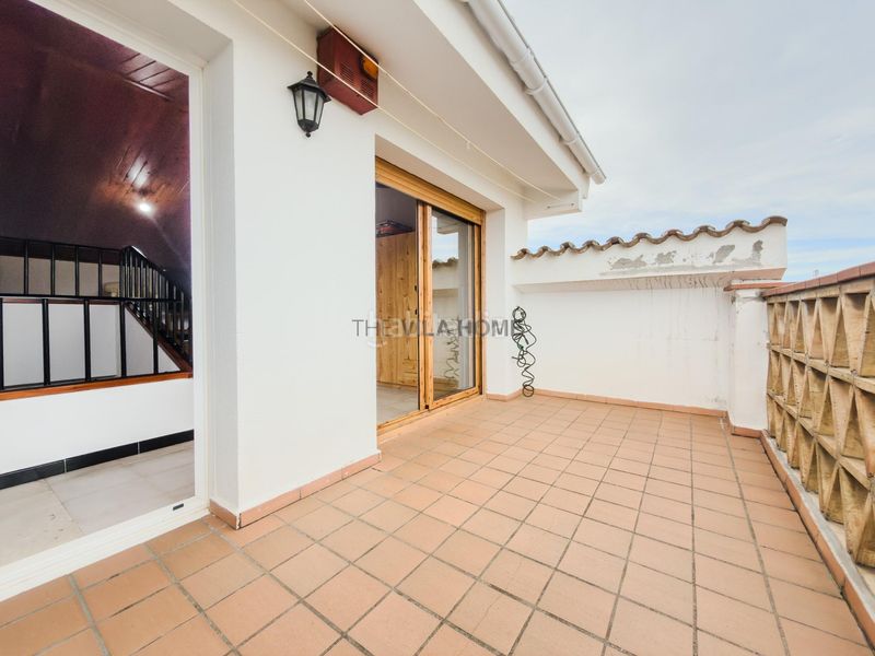 Foto d519362a-35a3-4a40-9696-90ec64912202. Casa a schiera con parcheggio in Can Nicolau - Les Sorres - Valparaiso Cunit