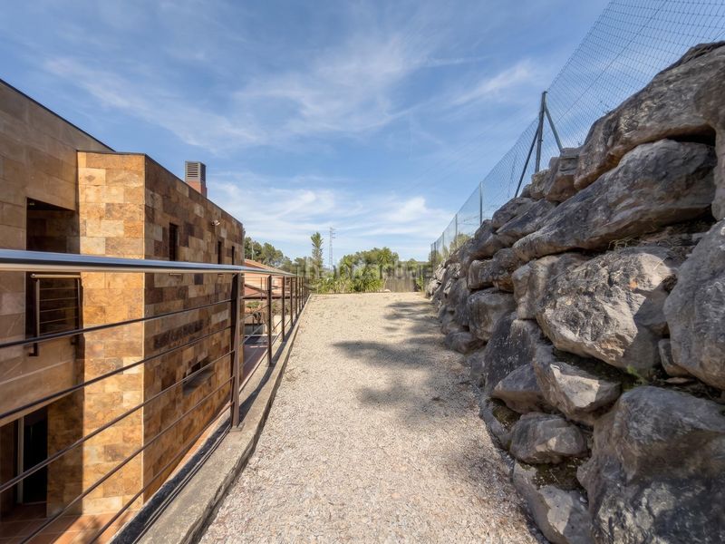 Foto ca3425de-91fa-49a5-ad26-12ce2e2c2064. Casa amb calefacció aparcament piscina a Olivella