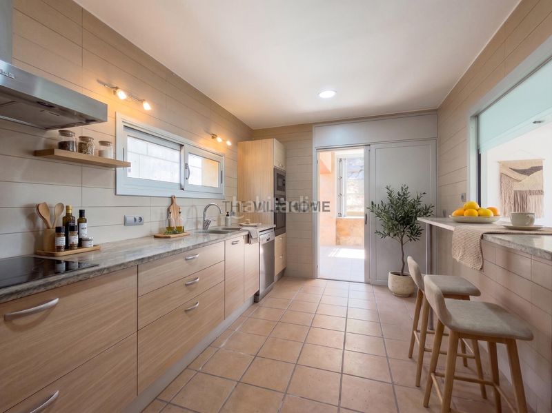 Foto f424fe74-f10f-4844-92b6-c16619645768. Casa amb calefacció aparcament piscina a Olivella