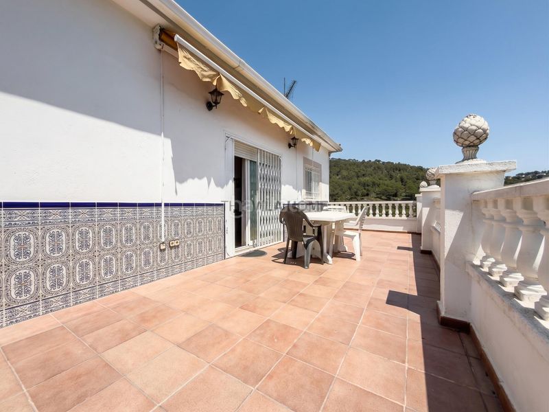 Foto b1ba1a72-9bce-46e9-8673-932987f8efd7. Casa amb calefacció aparcament a Canyelles