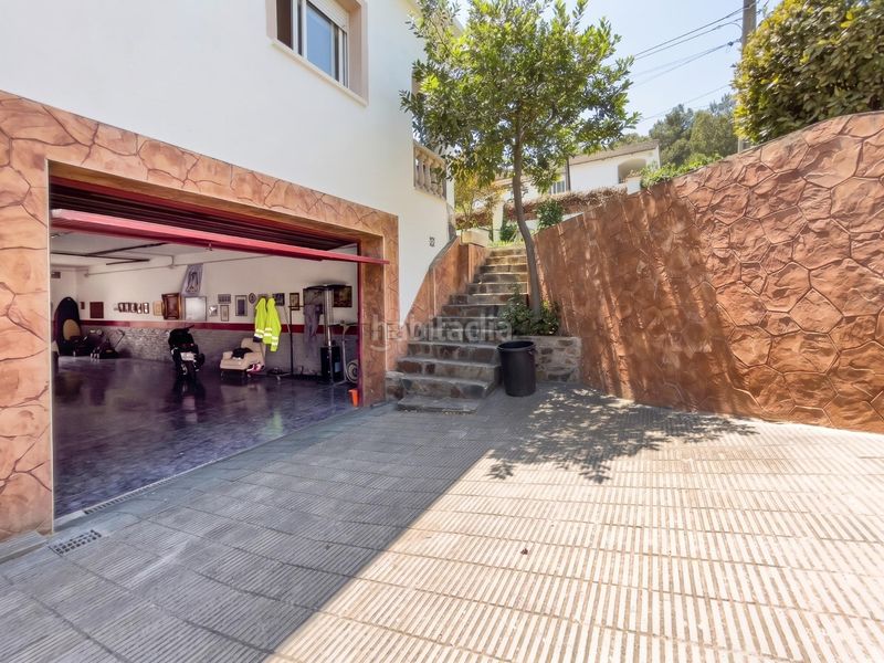 Foto c607eabe-35b0-4e0e-9ea1-289879bf2ba9. Casa amb calefacció aparcament a Canyelles