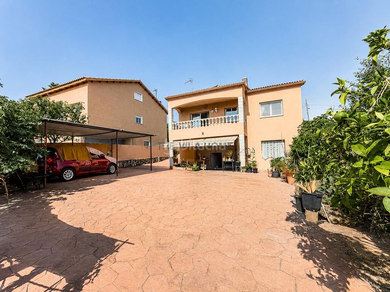 Foto 46909c20-e016-4b2b-bd80-b2c40e386cc4. Maison avec chauffage parking dans Nou Vendrell Vendrell (El)