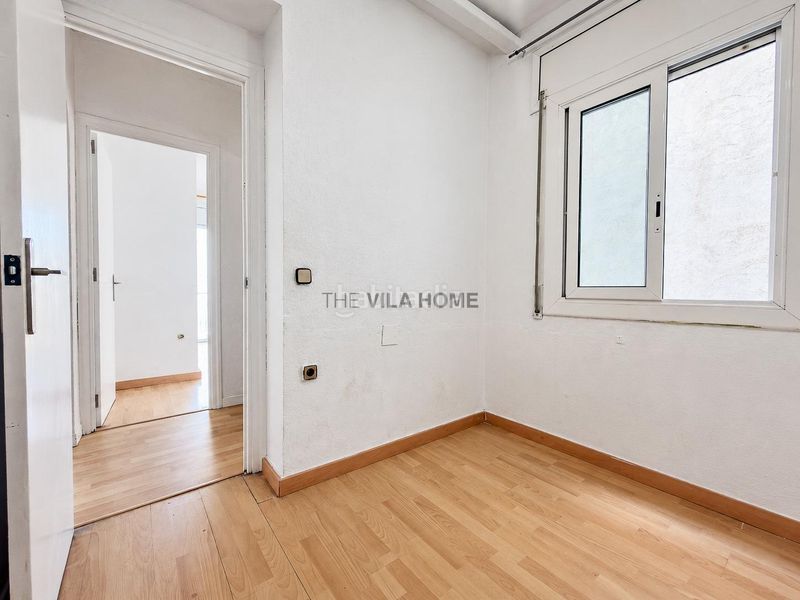 Foto f9d17c9d-f00d-4b63-98a4-4a9d1d48ff00. Etagenwohnung in Sant Joan Vilanova i la Geltrú