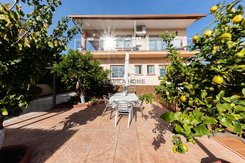 Foto e33bb74b-f836-4291-add1-014bb02b629f. Chalet  independiente en Cunit residencial Cunit