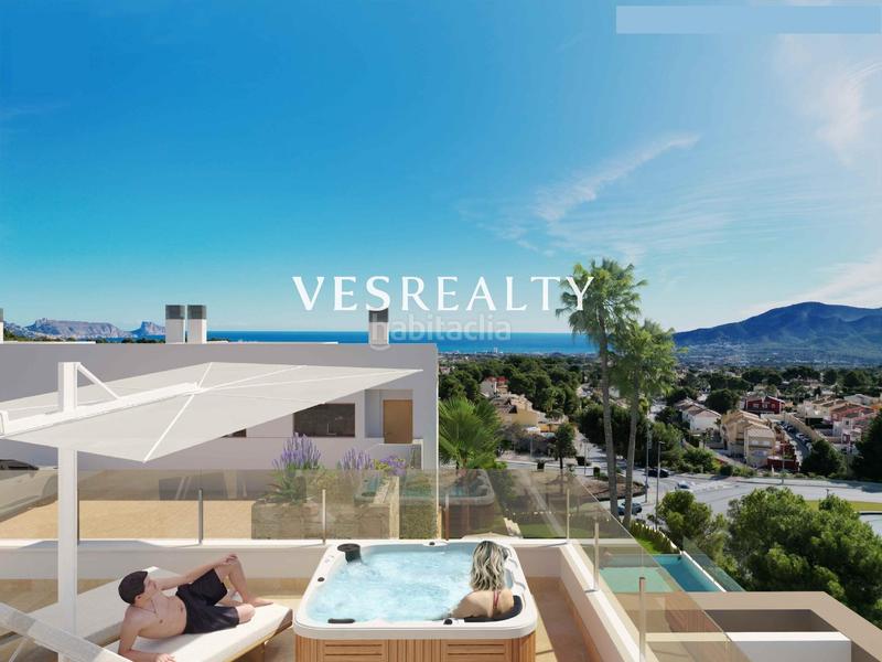 Foto 1f27cc80-5157-4f59-b481-7665e7a85bf4. Casa aparellada amb aparcament piscina a Montebello - Nou Espai Nucia (la)