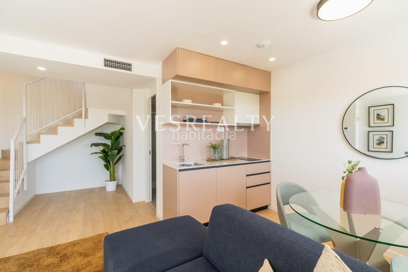 Foto 3f5c0927-b537-4b4d-bce0-bcbb6e4c8117. Casa aparellada amb aparcament piscina a Montebello - Nou Espai Nucia (la)