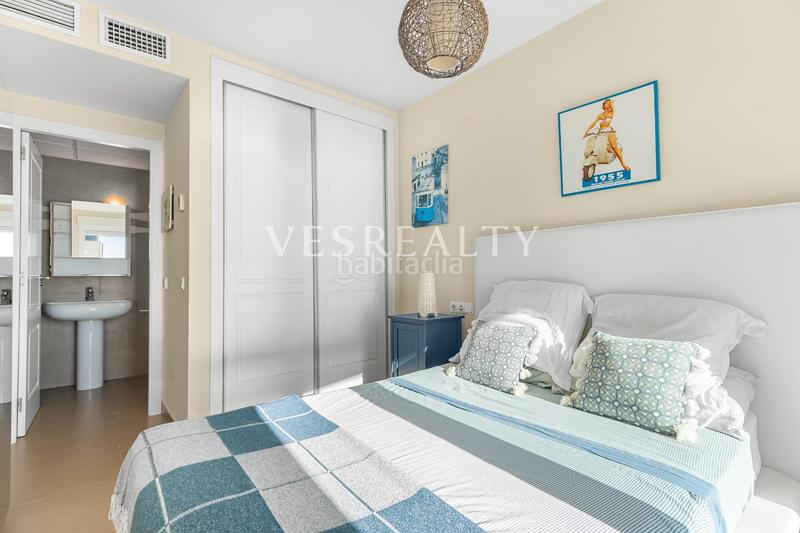 Foto ad9cd232-c3ae-4933-a07d-fc5c06d0a9fc. Apartamento en Playa Muchavista Campello (el)