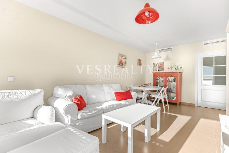 Foto de98932b-fa51-496b-8b2f-6f5d9b70966d. Apartamento en Playa Muchavista Campello (el)