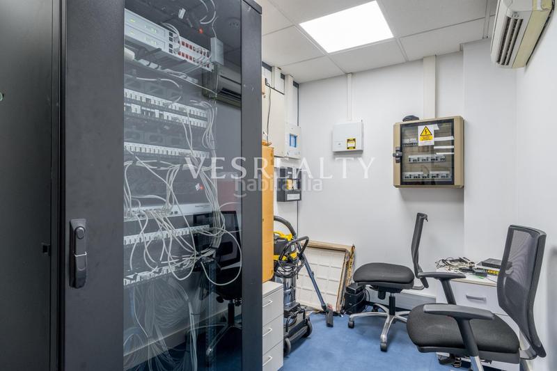 Foto 411ecf6e-6137-4995-8f4b-27f433c47bf9. Oficina en Ensanche-Diputación Alicante