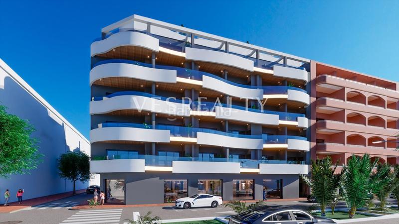 Foto f94efb2d-b355-49d0-b9f4-aece48e845a6. Attico con riscaldamento piscina in Avenida Habaneras - Curva de Palangre Torrevieja