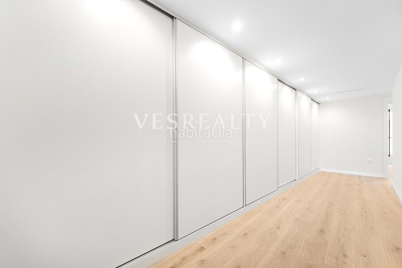 Foto c34873a0-0812-48d7-86de-594c2c581524. Flat in explanada de españa 8 in Casco Antiguo - Sta. Cruz - Ayuntamiento Alicante