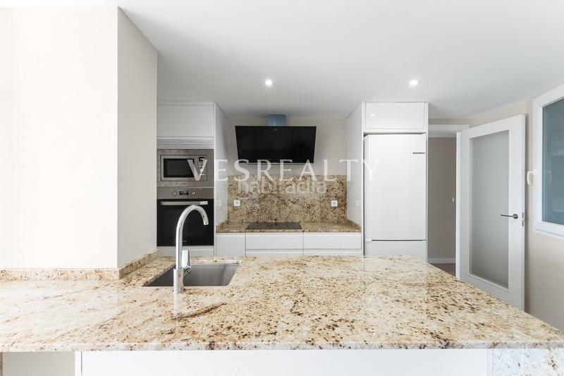 Foto e3dc5f28-d738-412f-871f-f9d9a4b1cadc. Flat in explanada de españa 8 in Casco Antiguo - Sta. Cruz - Ayuntamiento Alicante