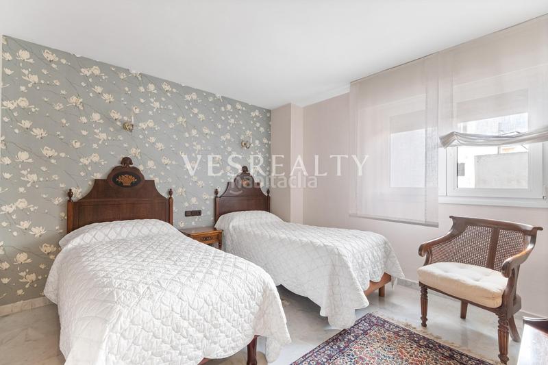 Foto 4a01c458-59a8-4f63-bd1d-685aebf2e7d3. Piso en dr ramon y cajal 7 en Ensanche-Diputación Alicante