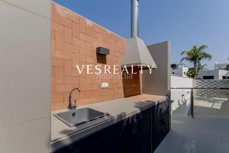 Foto 76ebdb94-bd15-4c05-8812-ec6c6cb23505. Chalet en Campoamor Orihuela